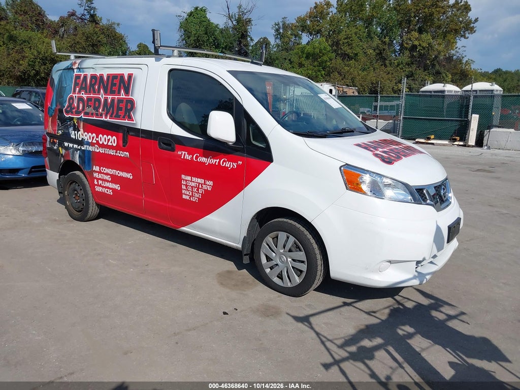 2018 Nissan NV200 SV photo 1