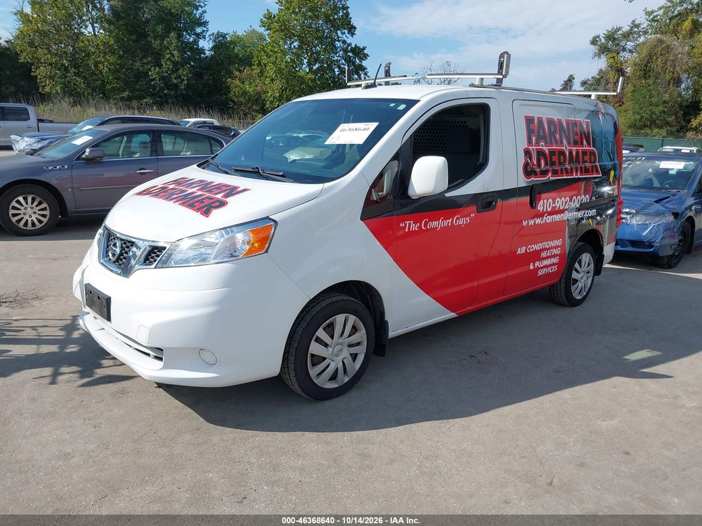 2018 Nissan NV200 SV photo 2