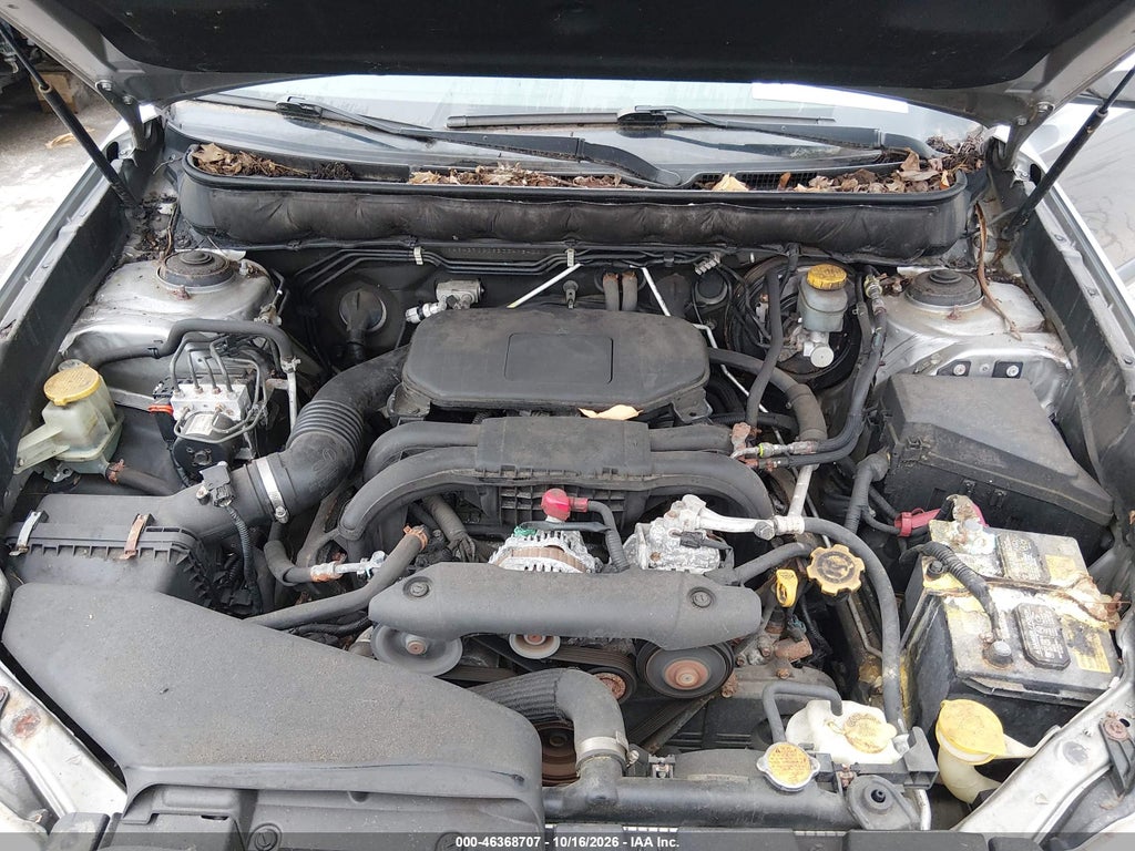 2011 Subaru Outback 2.5I Premium photo 10