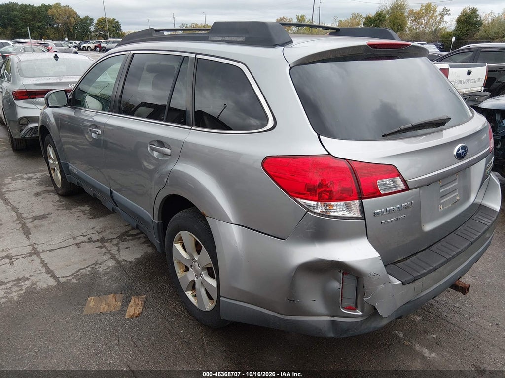 2011 Subaru Outback 2.5I Premium photo 3