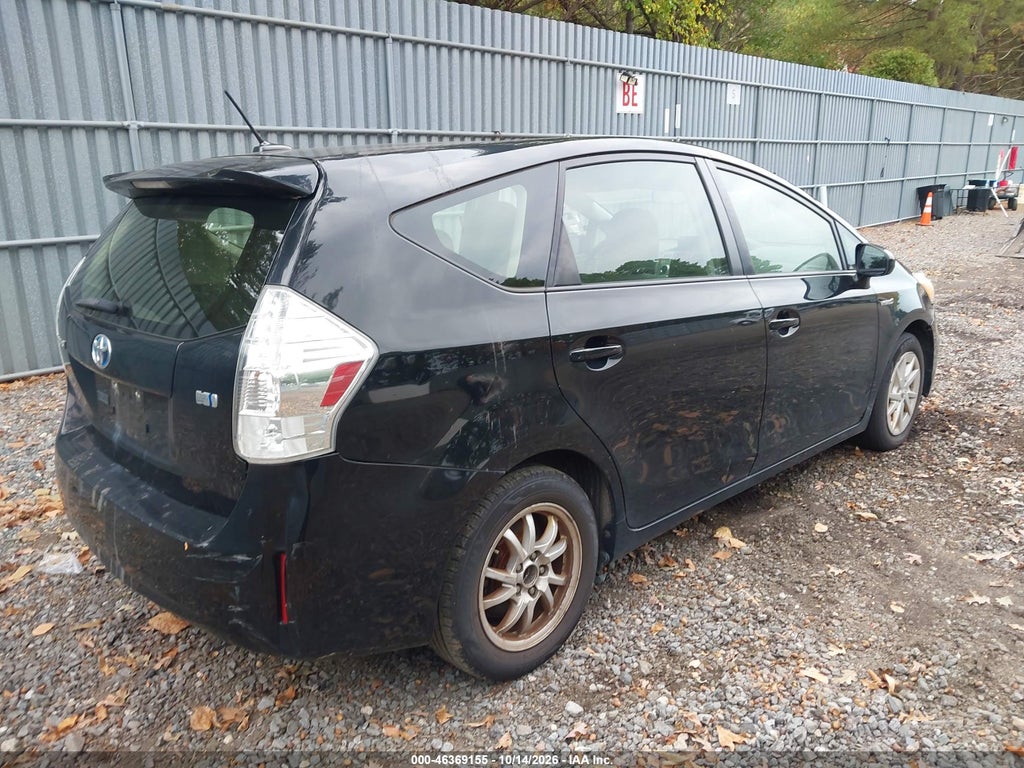 2012 Toyota Prius V Three photo 4