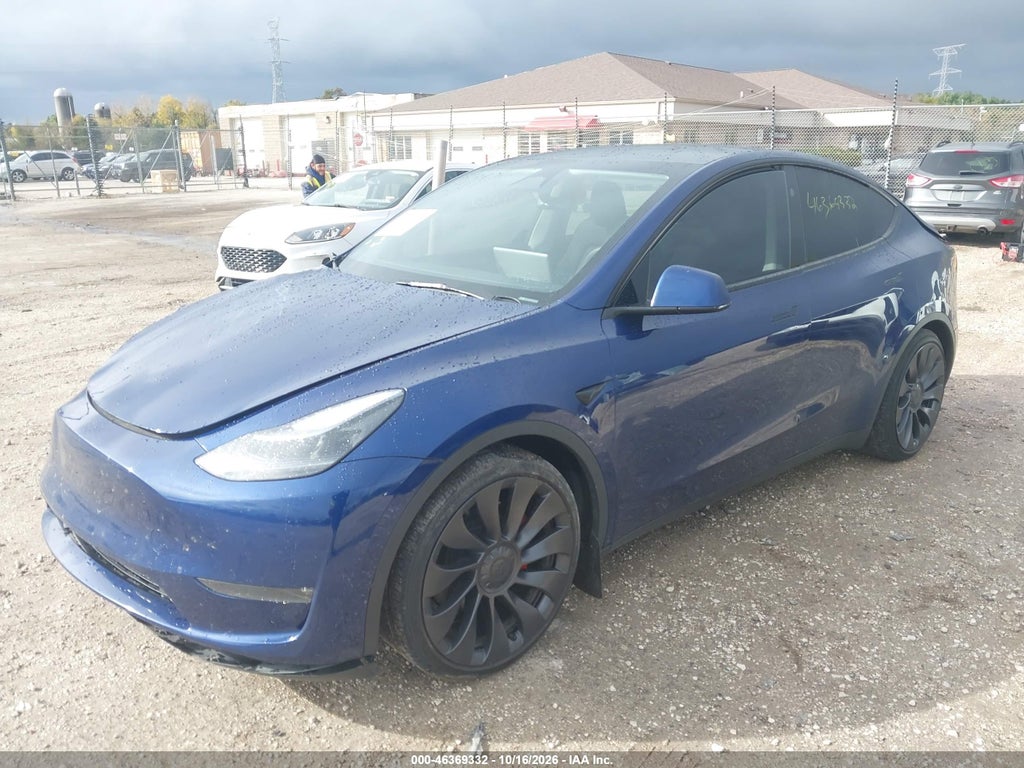 2024 Tesla Model Y Performance Dual Motor ALL-Wheel Drive photo 2