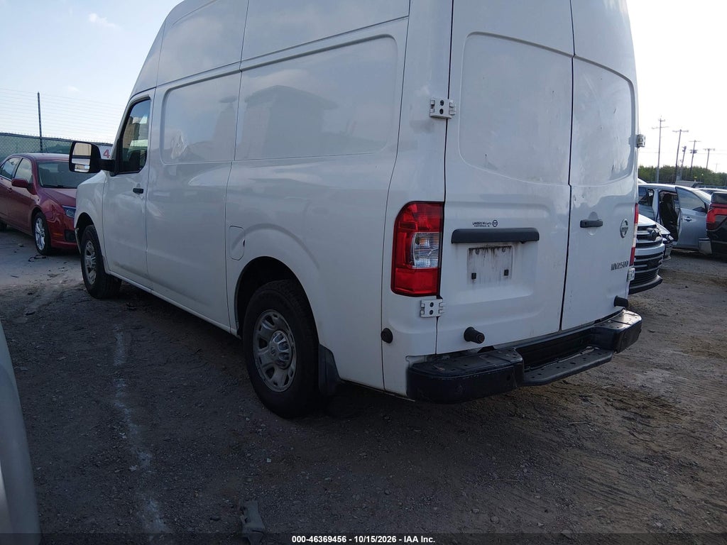 2018 Nissan NV Cargo NV2500 HD SV V6 photo 3