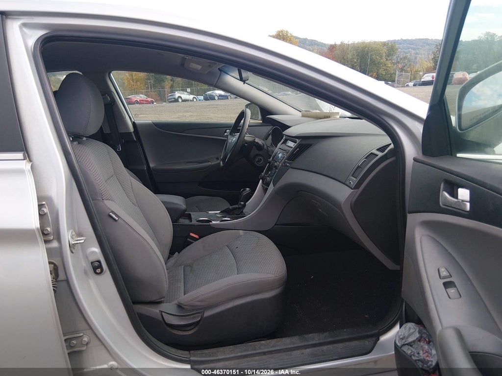 2011 Hyundai Sonata GLS photo 5