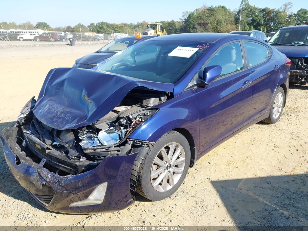 2014 Hyundai Elantra SE photo 2