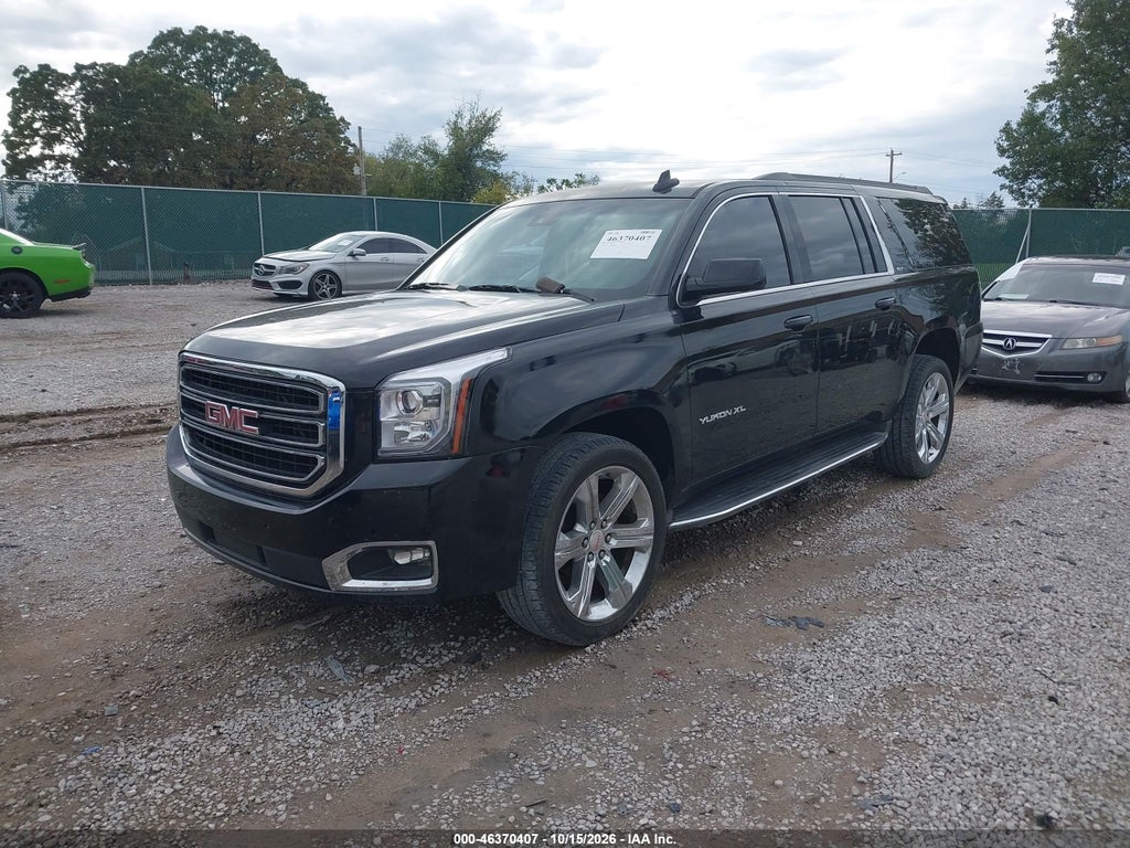 2016 GMC Yukon XL SLT photo 2