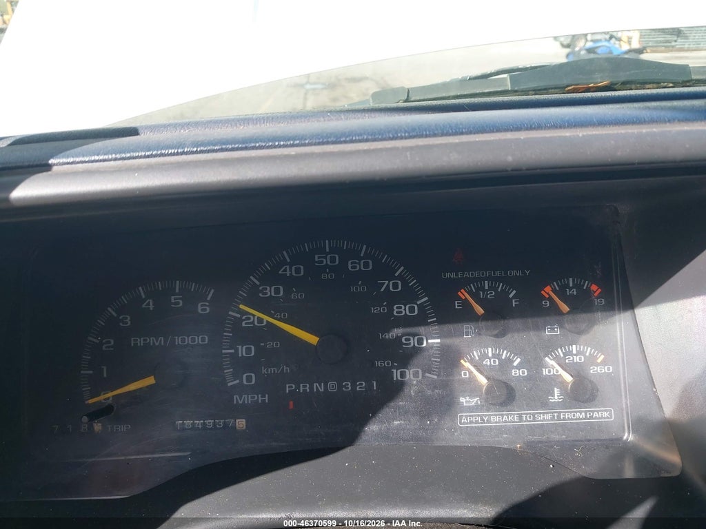 1997 Chevrolet C1500 Fleetside photo 7