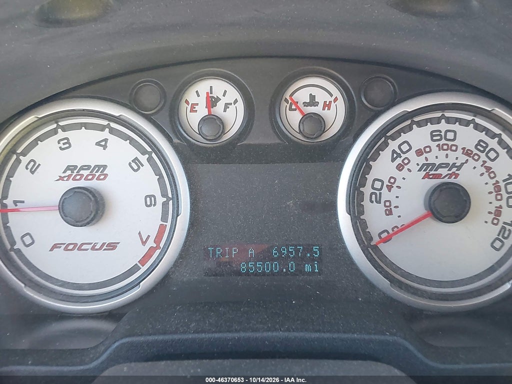 2010 Ford Focus SE photo 7