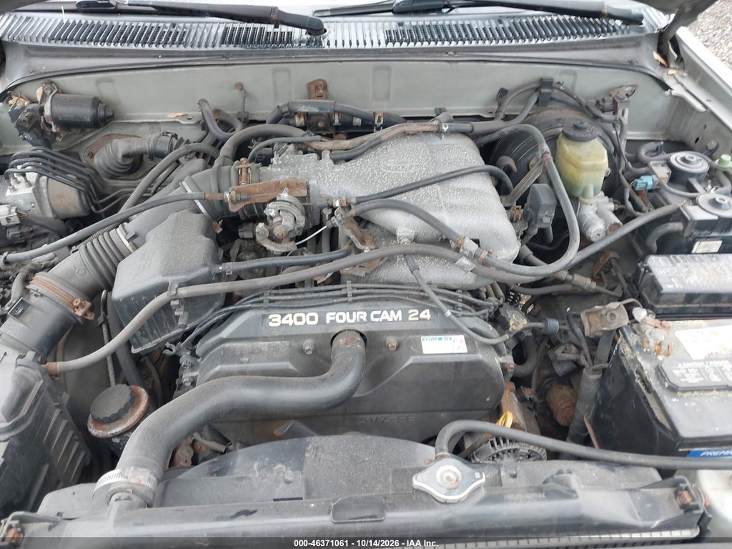 2000 Toyota 4RUNNER SR5 V6 photo 10