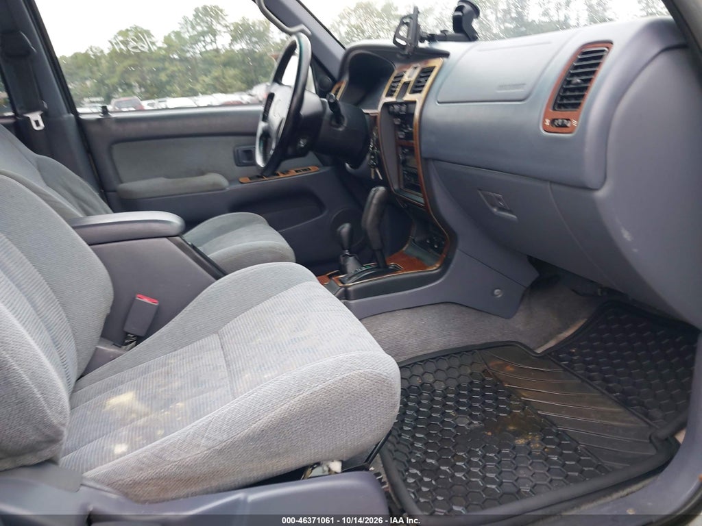 2000 Toyota 4RUNNER SR5 V6 photo 5