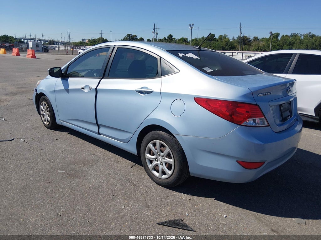 2014 Hyundai Accent GLS photo 3