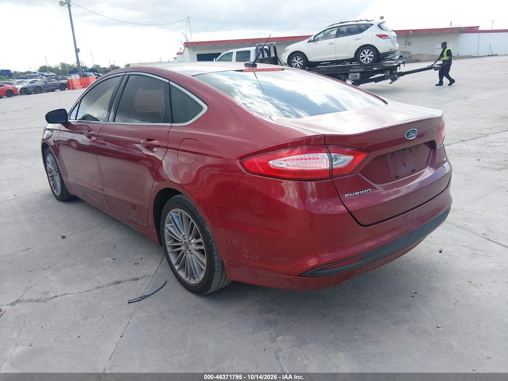 2014 Ford Fusion SE photo 3