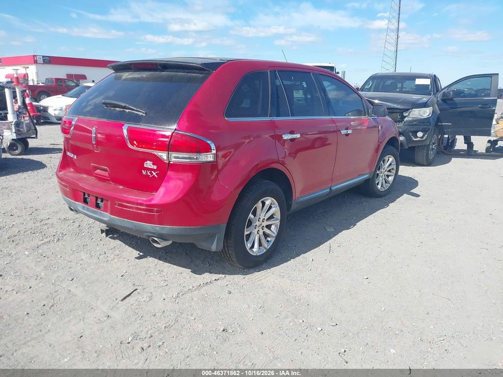 2011 Lincoln MKX photo 4