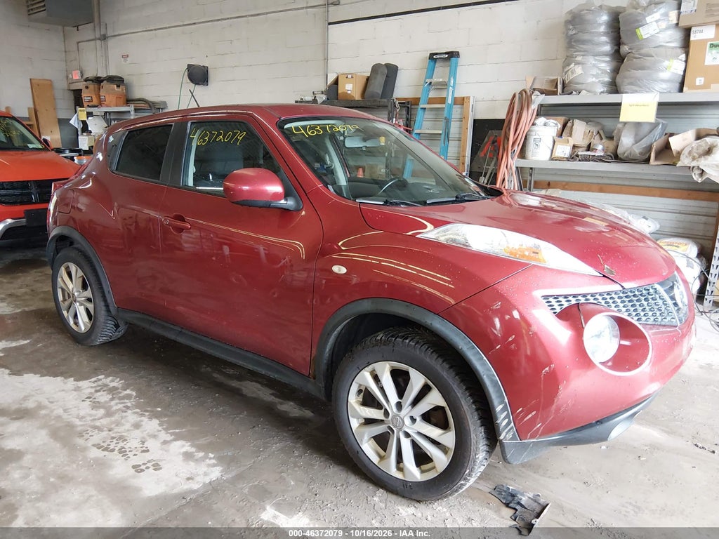 2012 Nissan Juke SV photo 1