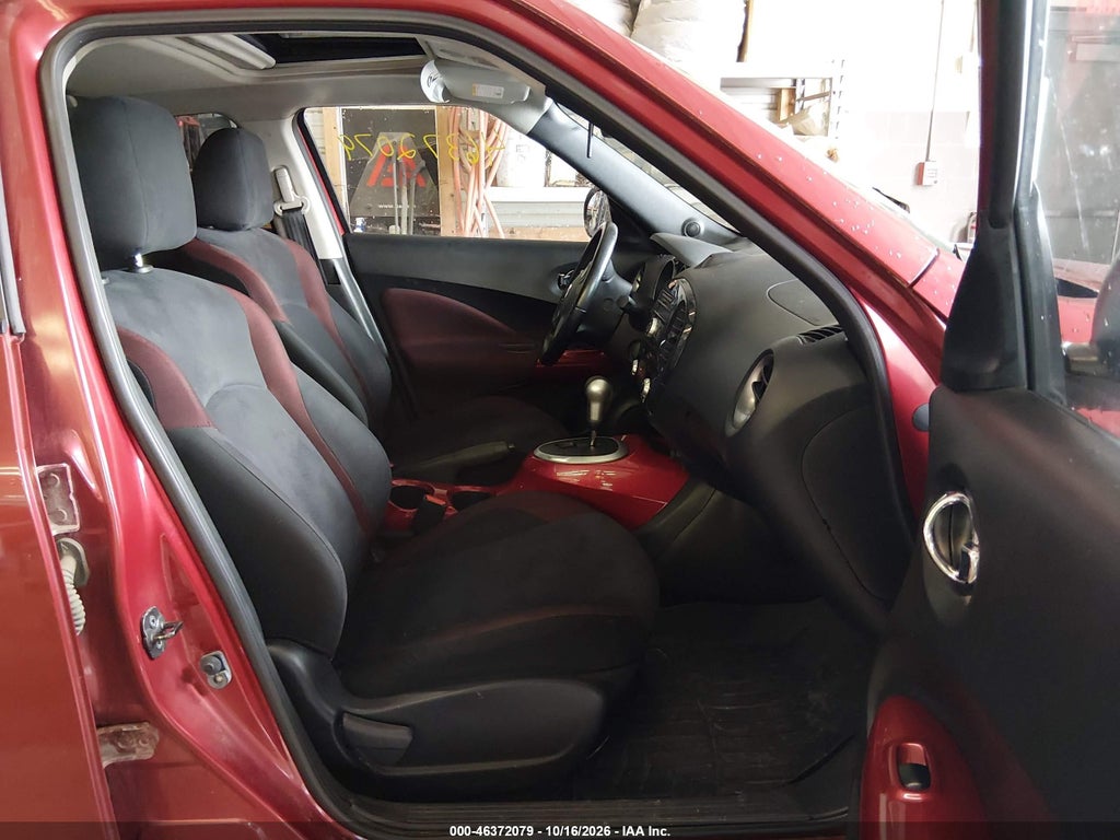 2012 Nissan Juke SV photo 5