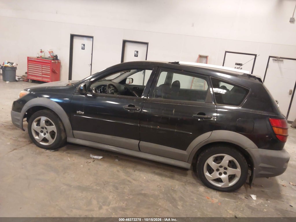 2006 Pontiac Vibe photo 3