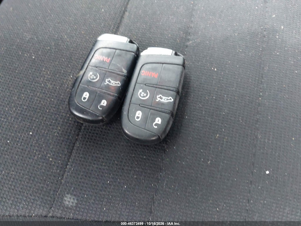 2014 Dodge Charger SXT photo 11