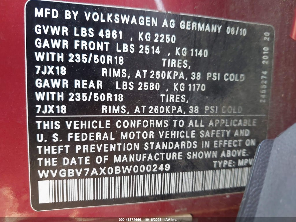 2011 Volkswagen Tiguan SEL photo 9