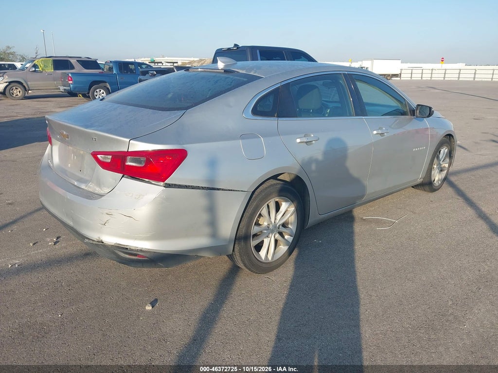 2017 Chevrolet Malibu 1LT photo 4