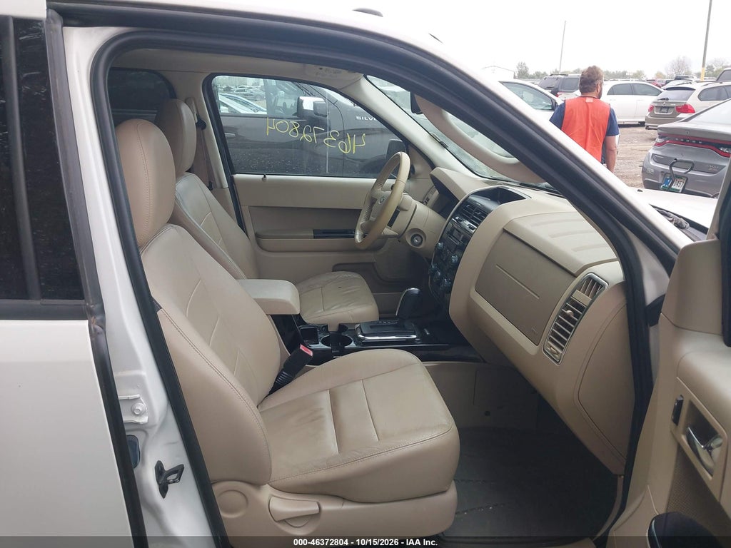 2012 Ford Escape Limited photo 5
