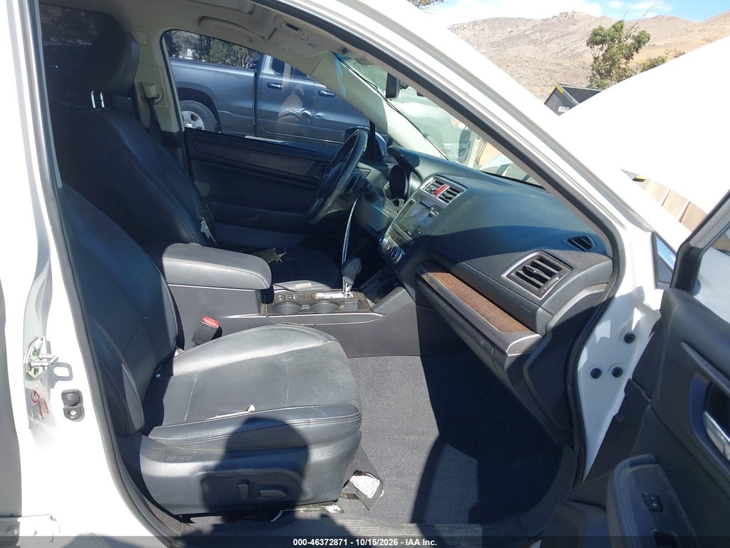 2017 Subaru Outback 2.5I Limited photo 5