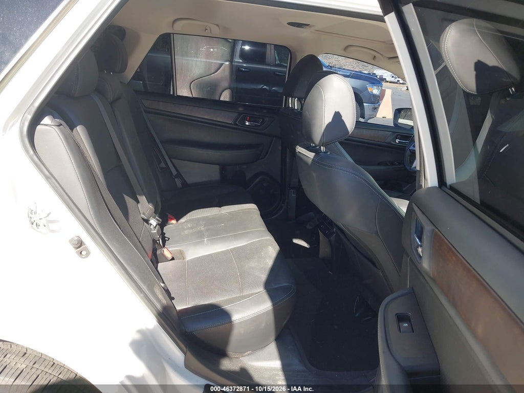 2017 Subaru Outback 2.5I Limited photo 8