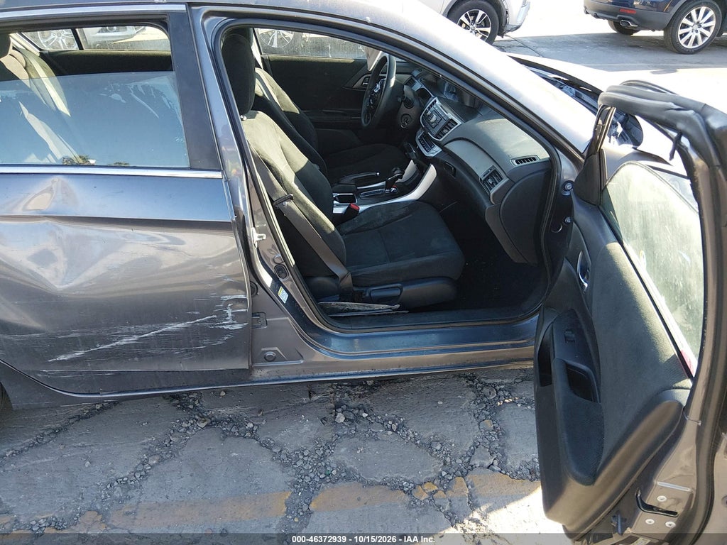 2013 Honda Accord LX photo 5