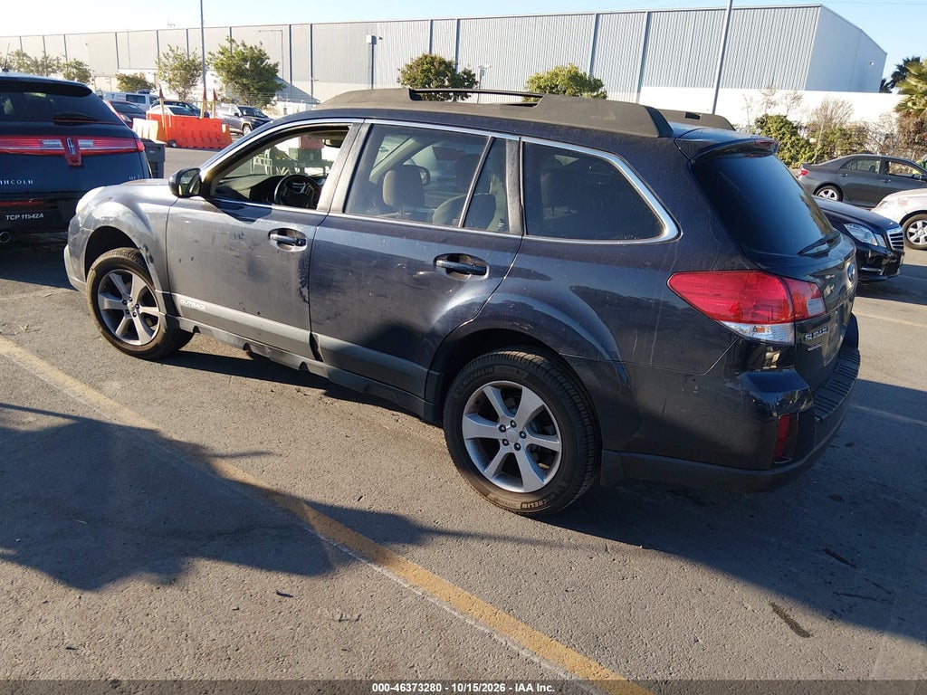 2013 Subaru Outback 2.5I Premium photo 3