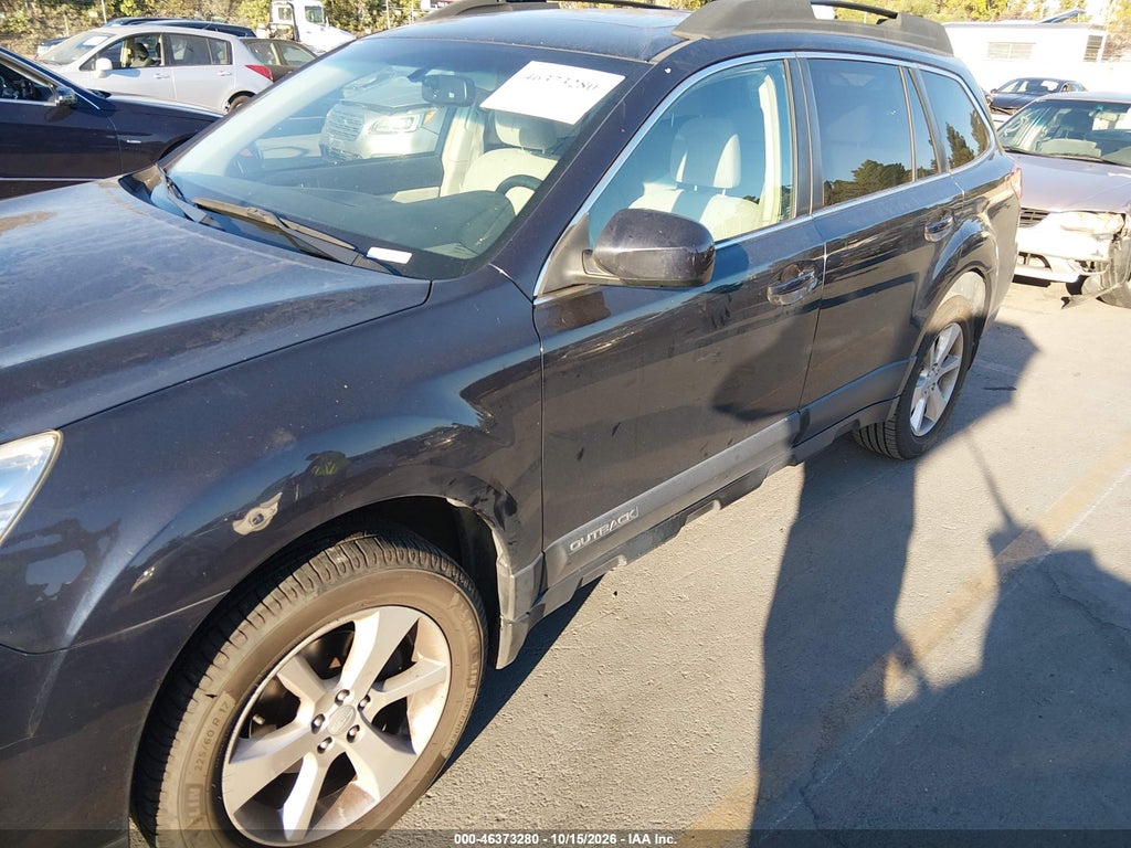 2013 Subaru Outback 2.5I Premium photo 6