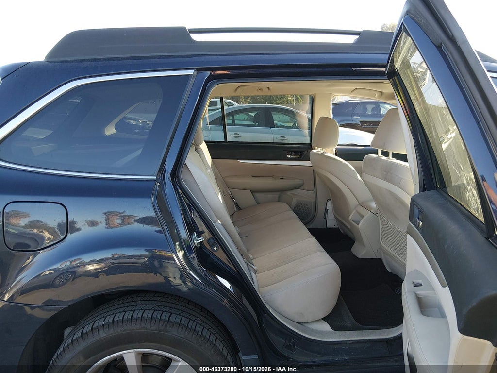 2013 Subaru Outback 2.5I Premium photo 8