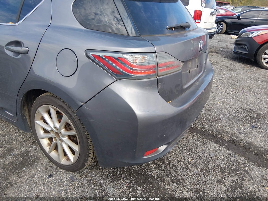 2012 Lexus CT 200H Premium photo 6