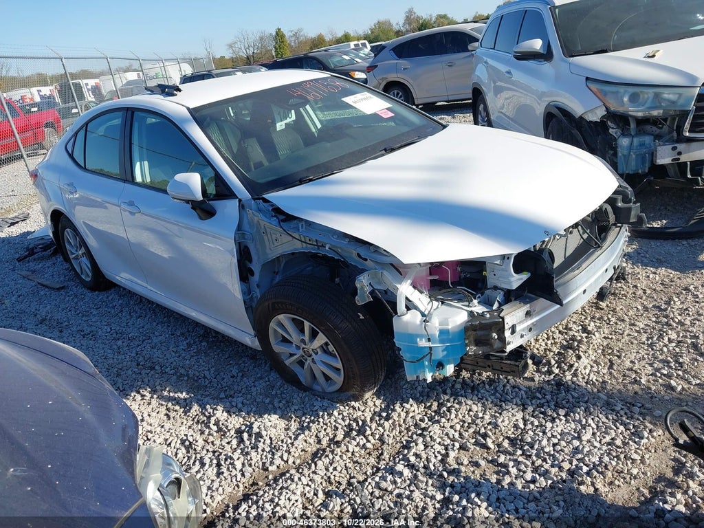 TOYOTA CAMRY 2026