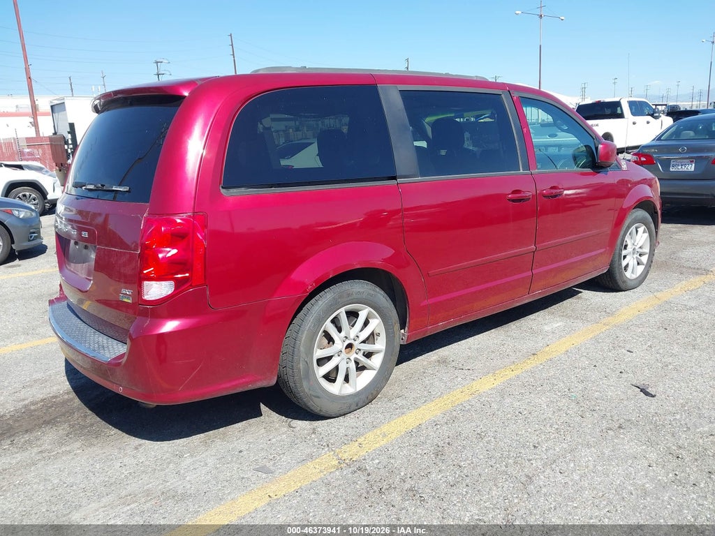 2015 Dodge Grand Caravan SXT photo 4