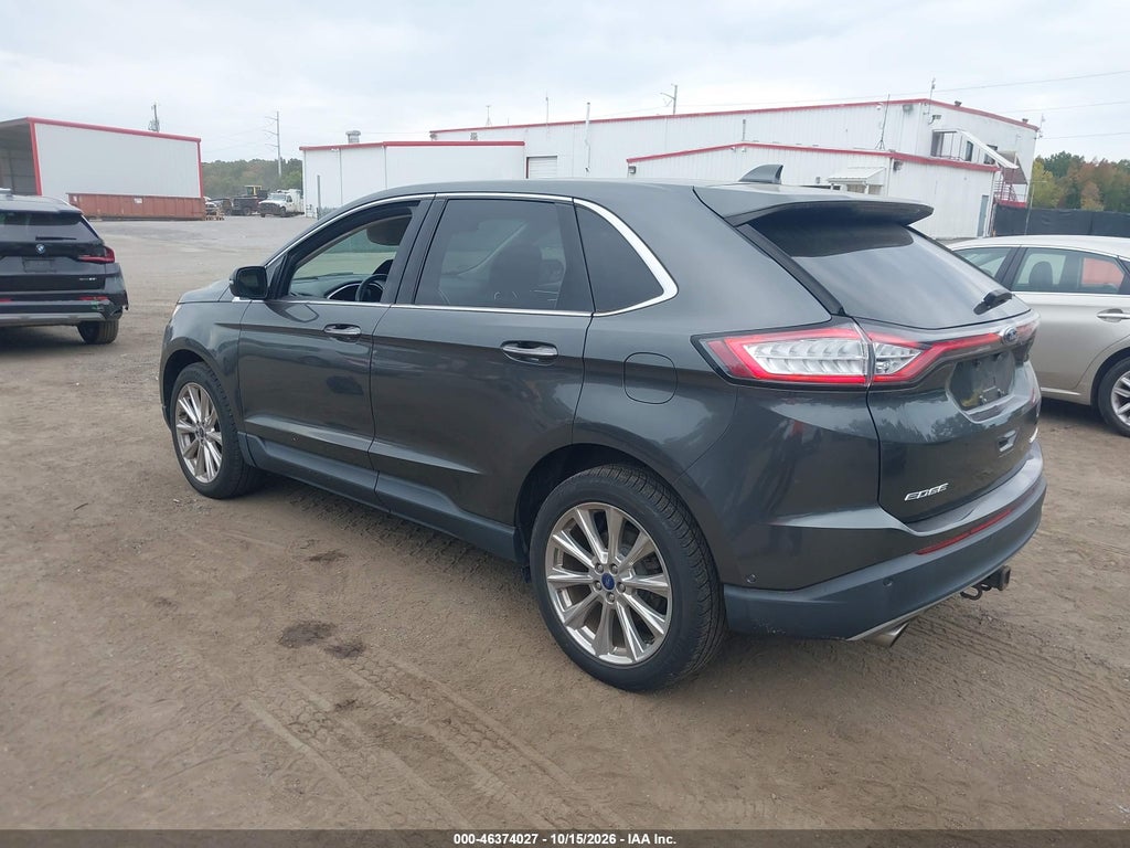 2018 Ford Edge Titanium photo 3