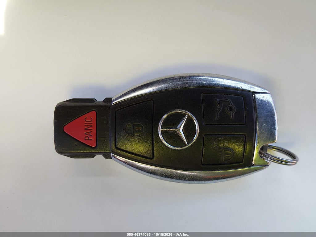 2010 Mercedes-Benz E 350 4MATIC photo 11