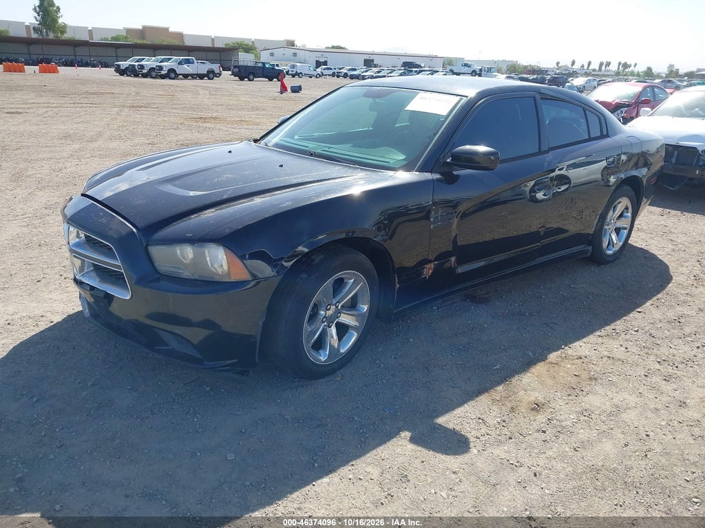 2014 Dodge Charger SE photo 2
