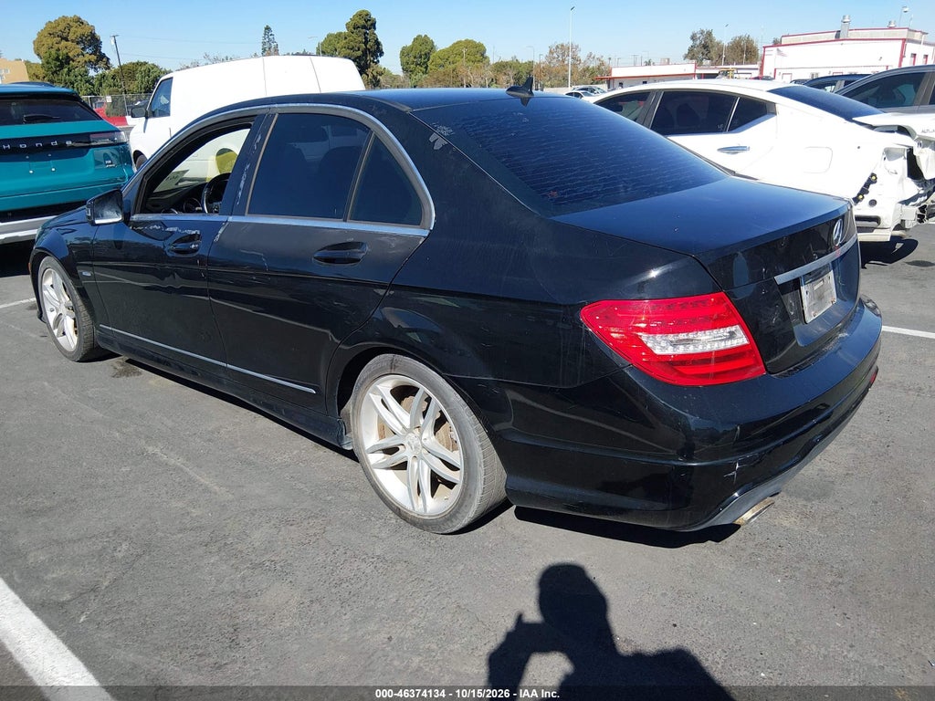 2012 Mercedes-Benz C 250 Sport photo 3