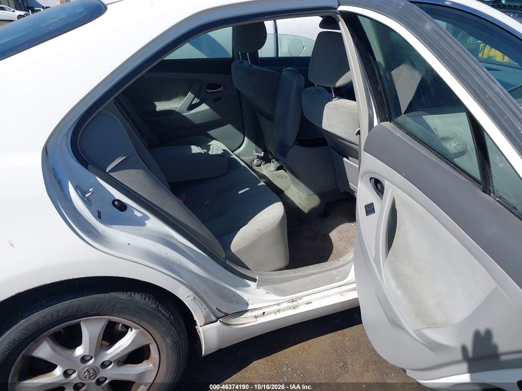 2009 Toyota Camry LE/SE/XLE photo 8