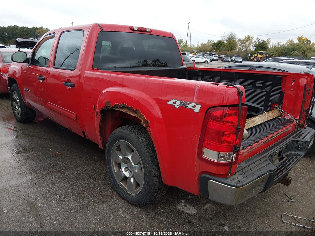 2011 GMC Sierra 1500 SLE photo 3