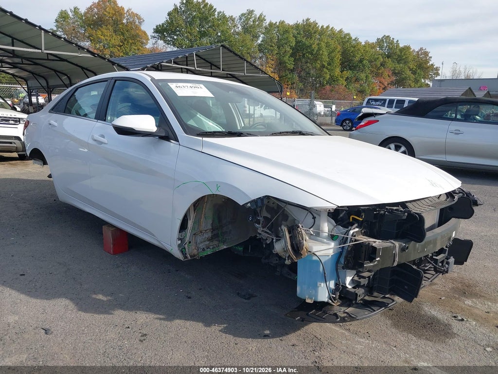 HYUNDAI ELANTRA HYBRID 2024