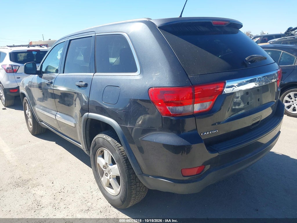 2012 Jeep Grand Cherokee Laredo photo 3