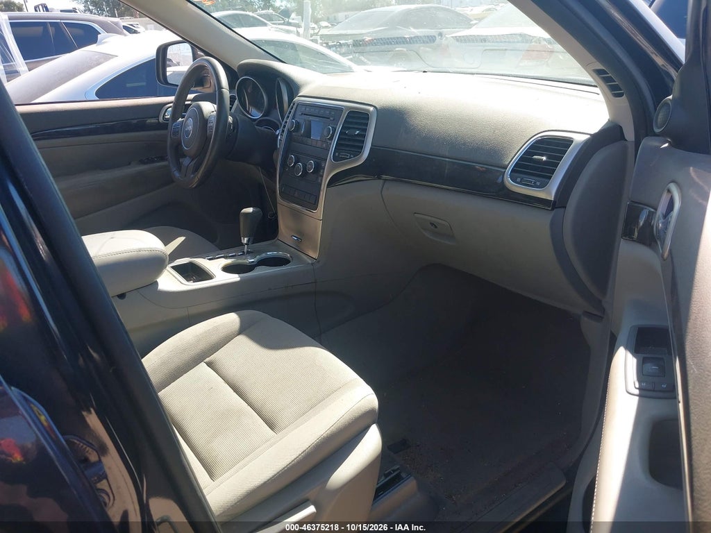 2012 Jeep Grand Cherokee Laredo photo 5