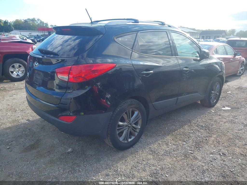 2015 Hyundai Tucson SE photo 4
