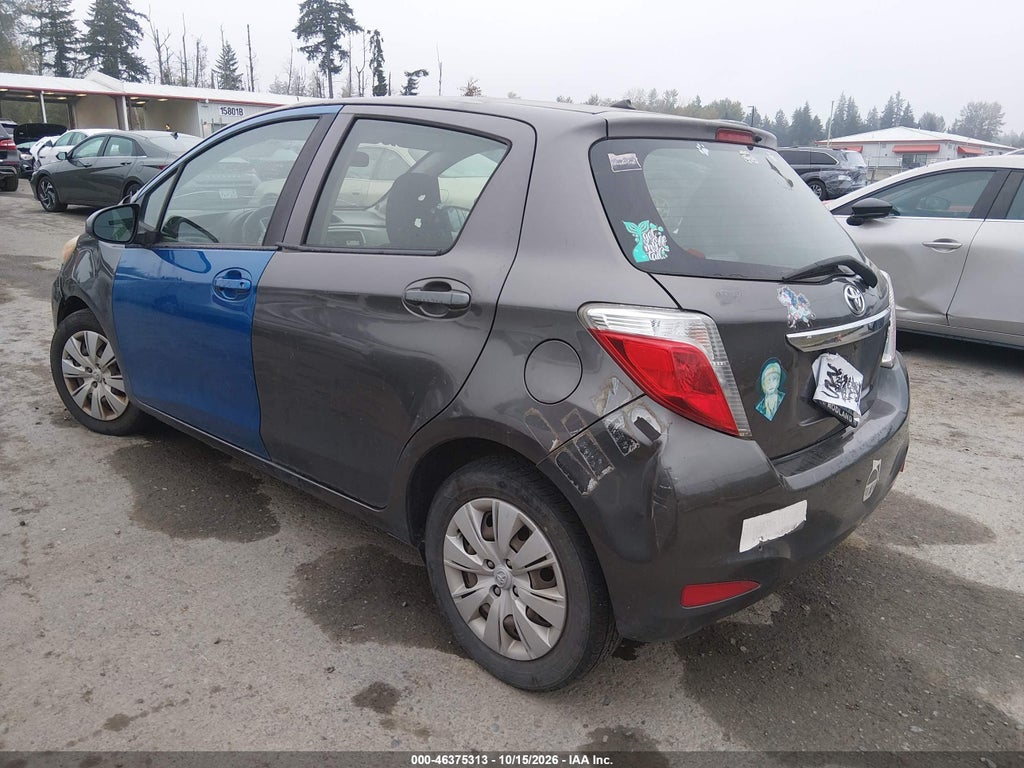 2012 Toyota Yaris LE photo 3