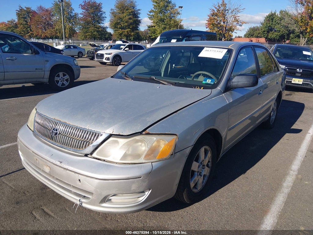 2002 Toyota Avalon XL photo 2