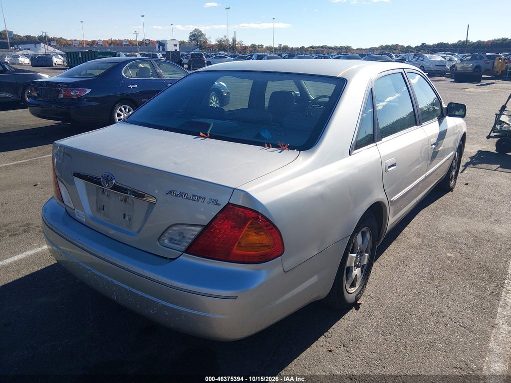 2002 Toyota Avalon XL photo 4