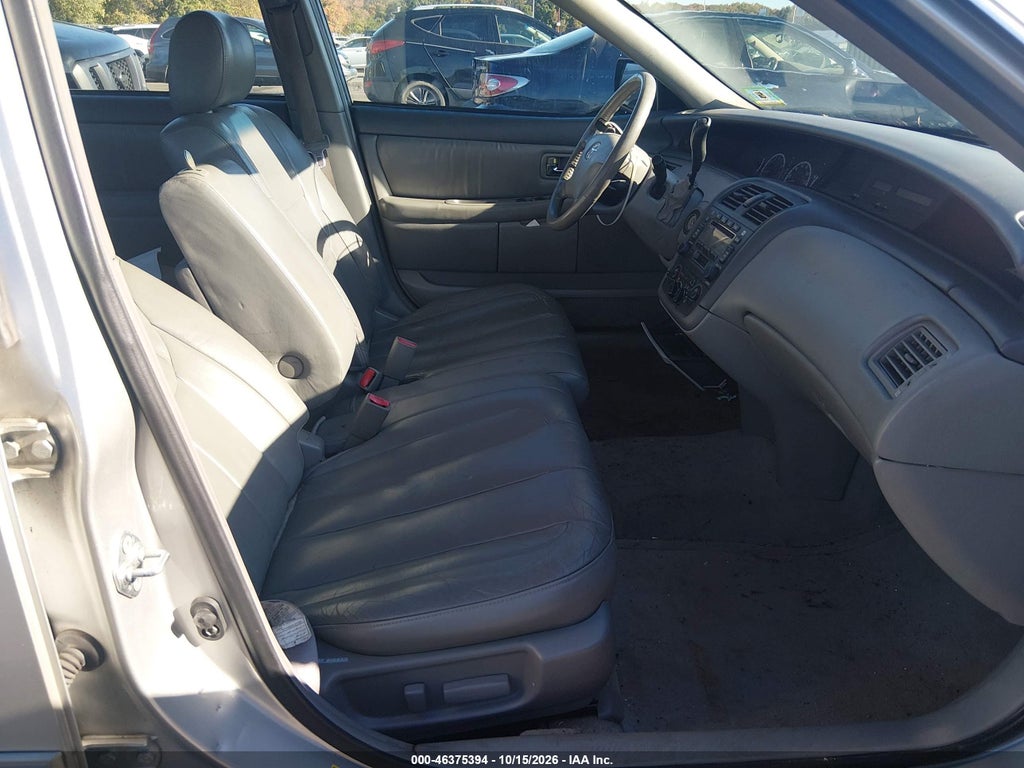 2002 Toyota Avalon XL photo 5