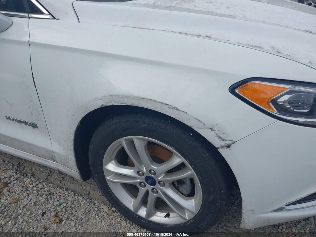 2018 Ford Fusion Hybrid SE photo 6