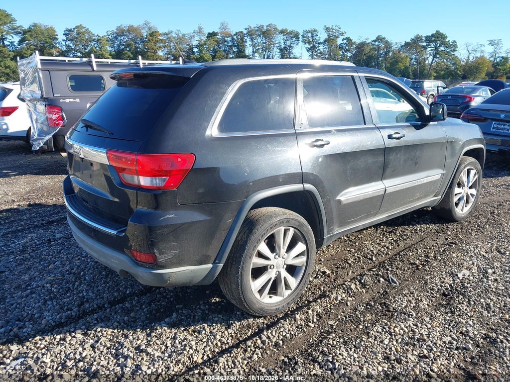 2013 Jeep Grand Cherokee Laredo photo 4
