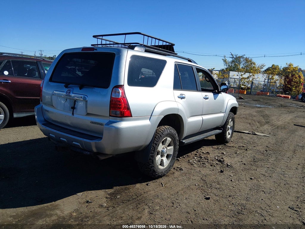 2006 Toyota 4RUNNER SR5 V6 photo 4